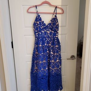 Blue lace midi dress